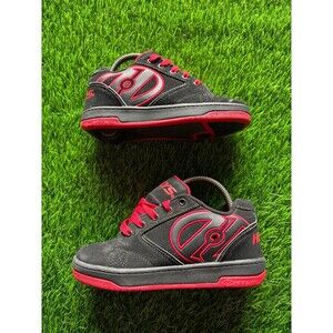 Heelys Black and Red Roller Shoes sz 2y